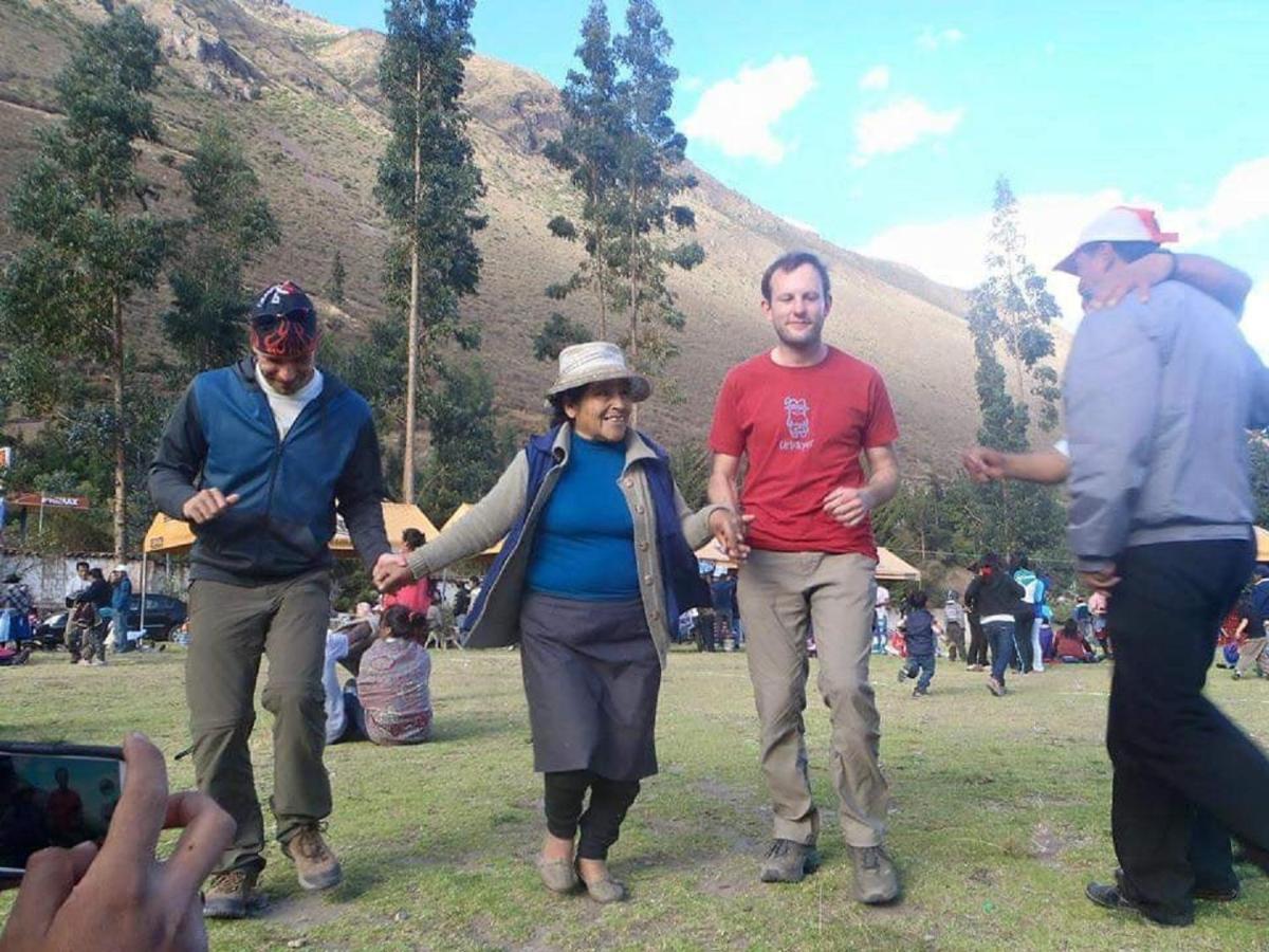 New Experiences Valle Sagrado Bed and Breakfast Urubamba Exteriör bild