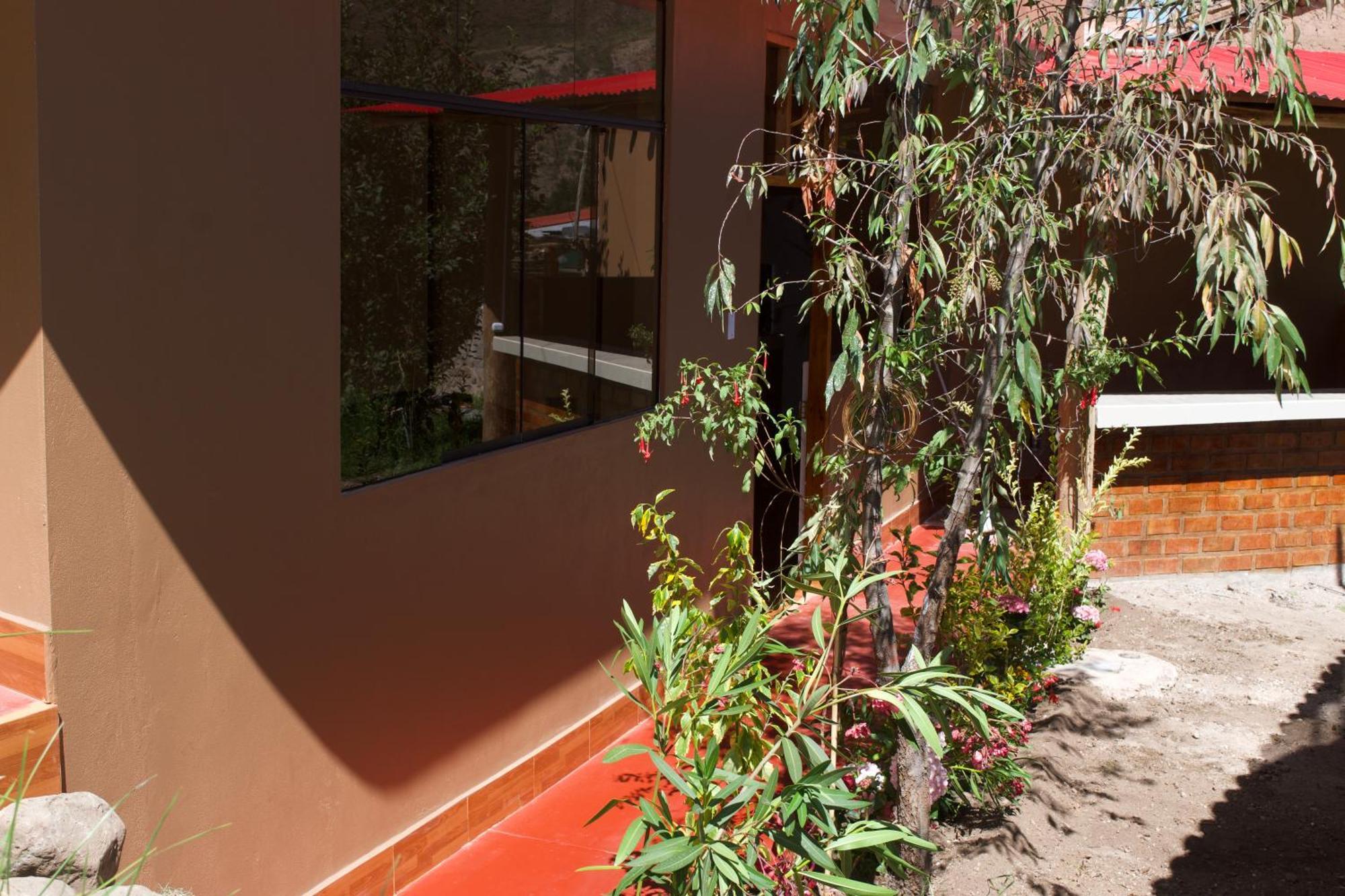 New Experiences Valle Sagrado Bed and Breakfast Urubamba Exteriör bild
